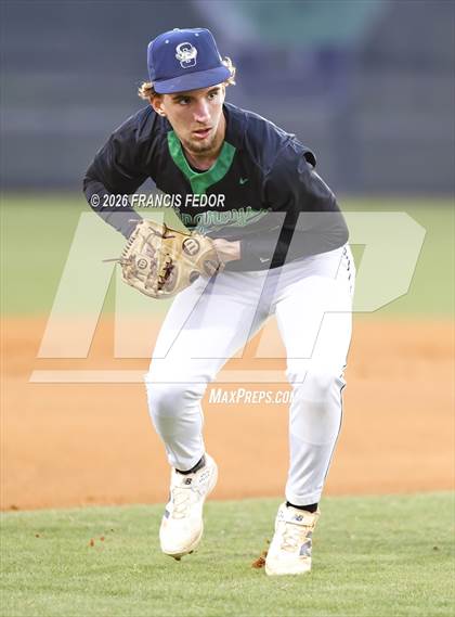 Thumbnail 2 in Lennard @ Sumner photogallery.