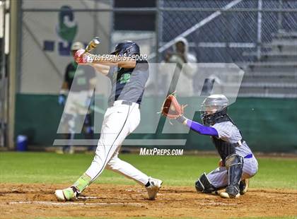 Thumbnail 1 in Lennard @ Sumner photogallery.