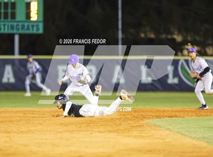 Thumbnail 1 in Lennard @ Sumner photogallery.