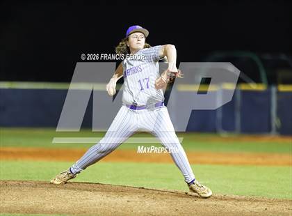 Thumbnail 2 in Lennard @ Sumner photogallery.