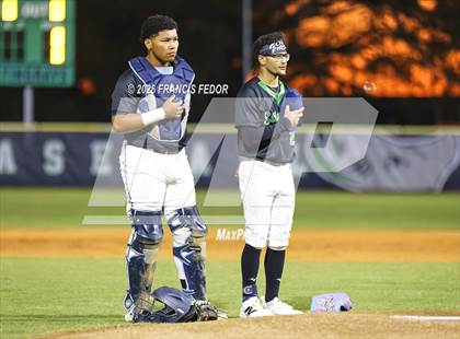 Thumbnail 3 in Lennard @ Sumner photogallery.