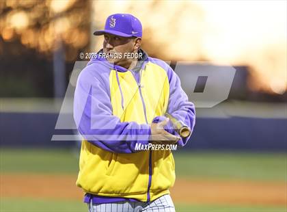 Thumbnail 3 in Lennard @ Sumner photogallery.