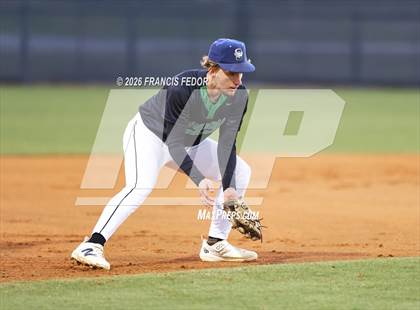 Thumbnail 1 in Lennard @ Sumner photogallery.