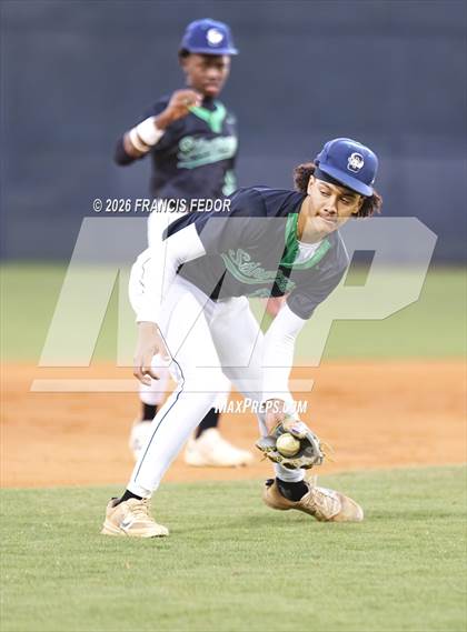 Thumbnail 2 in Lennard @ Sumner photogallery.