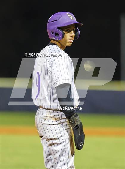 Thumbnail 1 in Lennard @ Sumner photogallery.