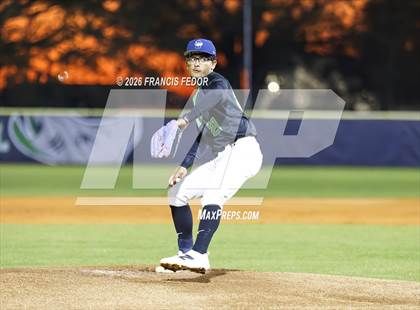 Thumbnail 3 in Lennard @ Sumner photogallery.