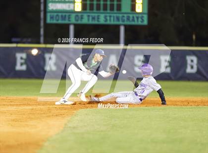 Thumbnail 2 in Lennard @ Sumner photogallery.