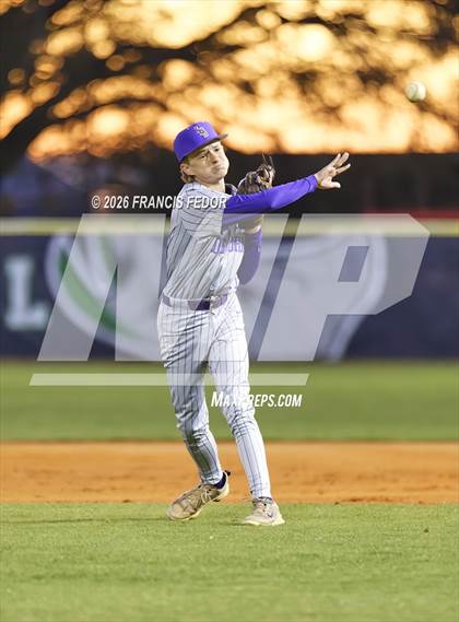 Thumbnail 1 in Lennard @ Sumner photogallery.