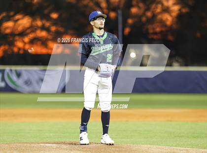 Thumbnail 1 in Lennard @ Sumner photogallery.