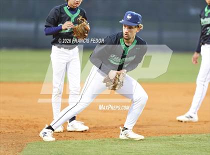 Thumbnail 1 in Lennard @ Sumner photogallery.