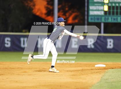 Thumbnail 1 in Lennard @ Sumner photogallery.