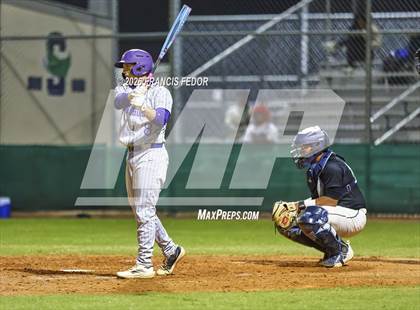 Thumbnail 2 in Lennard @ Sumner photogallery.