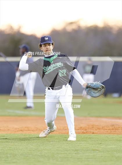 Thumbnail 2 in Lennard @ Sumner photogallery.