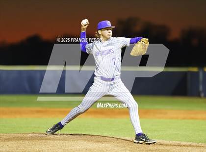 Thumbnail 3 in Lennard @ Sumner photogallery.