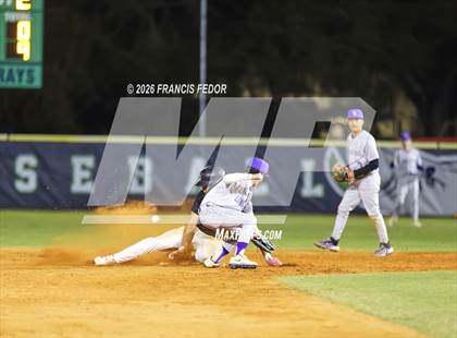 Thumbnail 3 in Lennard @ Sumner photogallery.