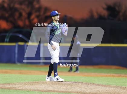 Thumbnail 1 in Lennard @ Sumner photogallery.