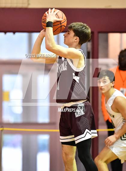 Thumbnail 1 in Bishop Hendricken vs. La Salle Academy (RIIL Division 1 Final) photogallery.