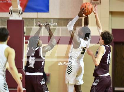Thumbnail 3 in Bishop Hendricken vs. La Salle Academy (RIIL Division 1 Final) photogallery.