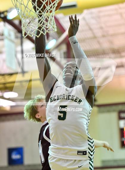 Thumbnail 2 in Bishop Hendricken vs. La Salle Academy (RIIL Division 1 Final) photogallery.