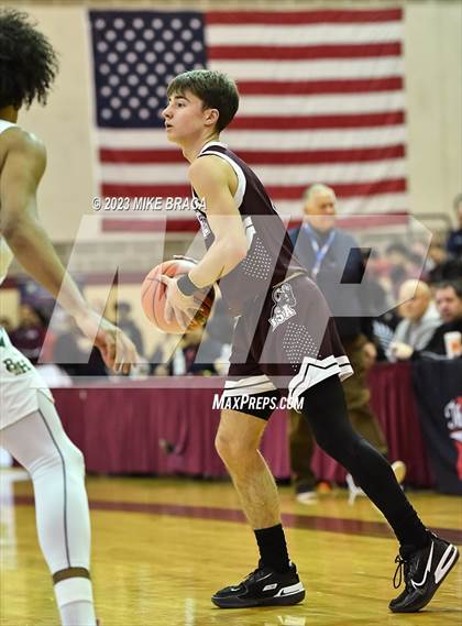 Thumbnail 2 in Bishop Hendricken vs. La Salle Academy (RIIL Division 1 Final) photogallery.