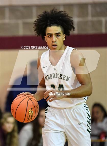 Thumbnail 1 in Bishop Hendricken vs. La Salle Academy (RIIL Division 1 Final) photogallery.