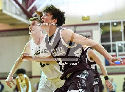 Thumbnail 3 in Bishop Hendricken vs. La Salle Academy (RIIL Division 1 Final) photogallery.