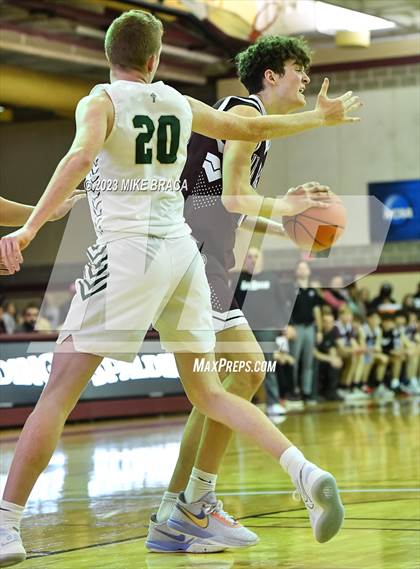 Thumbnail 3 in Bishop Hendricken vs. La Salle Academy (RIIL Division 1 Final) photogallery.