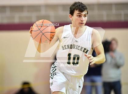 Thumbnail 3 in Bishop Hendricken vs. La Salle Academy (RIIL Division 1 Final) photogallery.