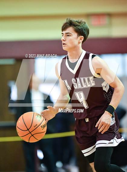 Thumbnail 2 in Bishop Hendricken vs. La Salle Academy (RIIL Division 1 Final) photogallery.