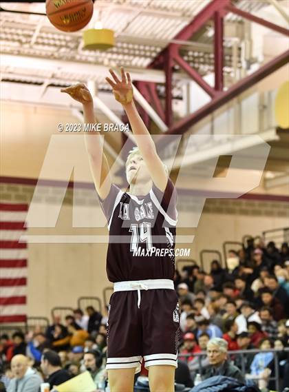 Thumbnail 3 in Bishop Hendricken vs. La Salle Academy (RIIL Division 1 Final) photogallery.