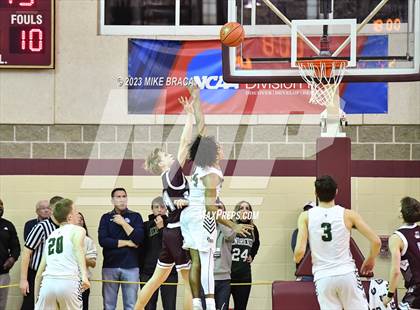 Thumbnail 3 in Bishop Hendricken vs. La Salle Academy (RIIL Division 1 Final) photogallery.