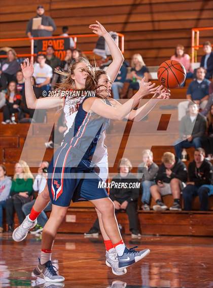 Thumbnail 3 in William Blount @ Lenoir City photogallery.