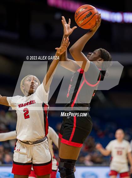 Thumbnail 2 in Wagner vs Liberty (UIL 5A Basketball State Semifinal) photogallery.
