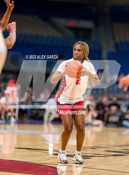 Thumbnail 1 in Wagner vs Liberty (UIL 5A Basketball State Semifinal) photogallery.