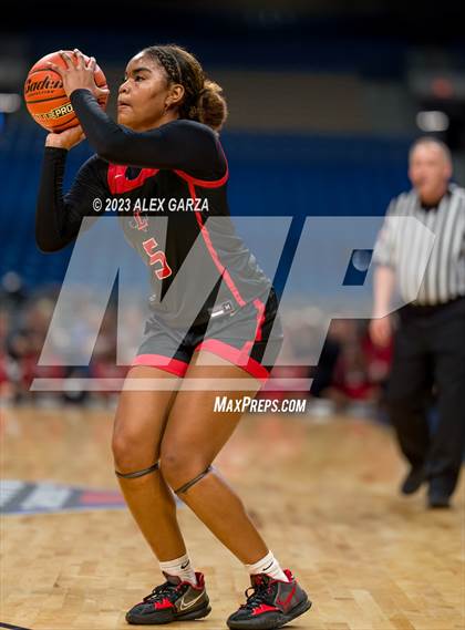 Thumbnail 3 in Wagner vs Liberty (UIL 5A Basketball State Semifinal) photogallery.