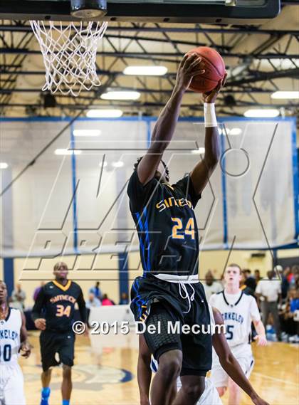 Thumbnail 1 in Simeon vs. Berkeley Prep photogallery.