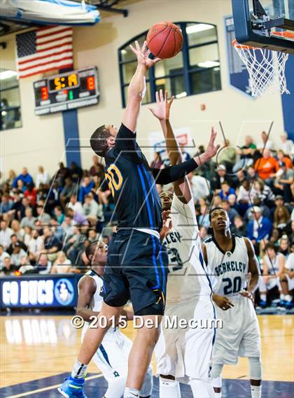 Thumbnail 1 in Simeon vs. Berkeley Prep photogallery.
