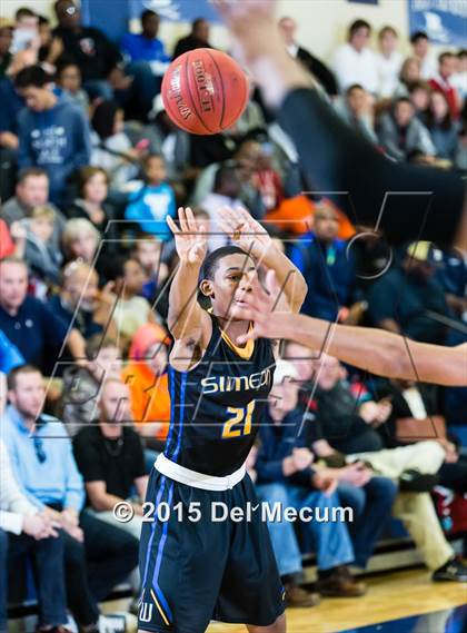 Thumbnail 2 in Simeon vs. Berkeley Prep photogallery.