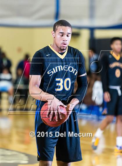 Thumbnail 3 in Simeon vs. Berkeley Prep photogallery.