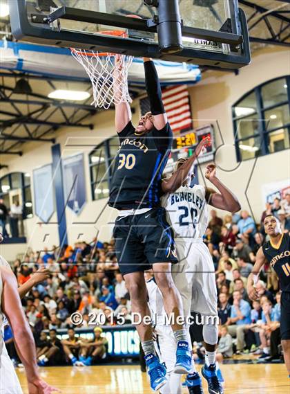 Thumbnail 3 in Simeon vs. Berkeley Prep photogallery.