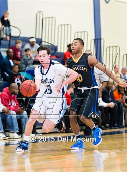Thumbnail 2 in Simeon vs. Berkeley Prep photogallery.