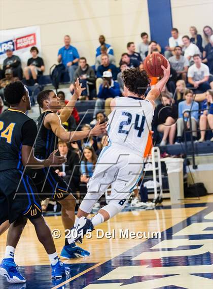 Thumbnail 1 in Simeon vs. Berkeley Prep photogallery.