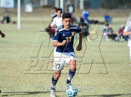Thumbnail 2 in Warren vs. Carlsbad photogallery.