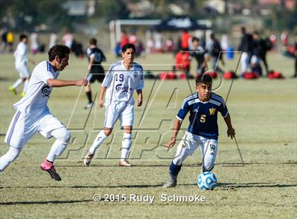 Thumbnail 1 in Warren vs. Carlsbad photogallery.
