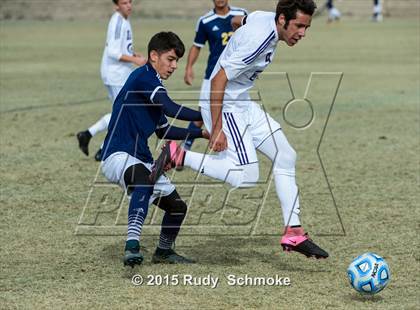 Thumbnail 1 in Warren vs. Carlsbad photogallery.