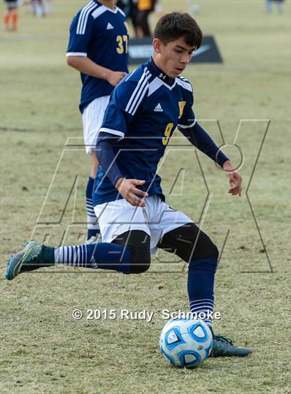Thumbnail 2 in Warren vs. Carlsbad photogallery.