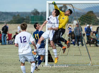 Thumbnail 2 in Warren vs. Carlsbad photogallery.