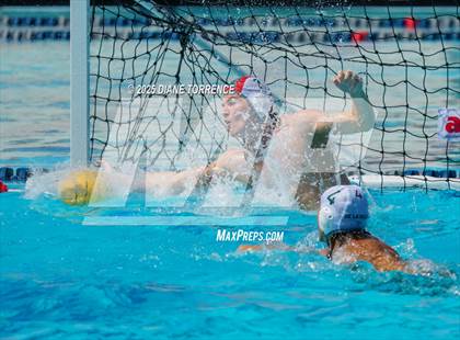 Thumbnail 2 in De La Salle vs Bishop's (South Coast Tournament) photogallery.