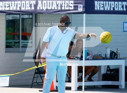 Thumbnail 3 in De La Salle vs Bishop's (South Coast Tournament) photogallery.