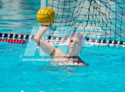 Thumbnail 2 in De La Salle vs Bishop's (South Coast Tournament) photogallery.